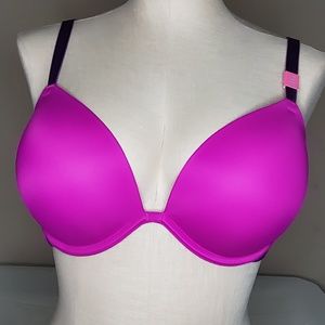 NEW PINK Victoria's Wear Everywhere Super PushUp